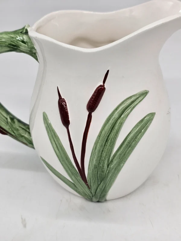 Ceramiczny dzbanek kubek z reliefem kaczki ręcznie zdobiony vintage
