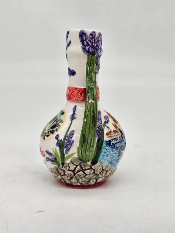 Ceramiczna karafka pamiątkowa Croatia Plitvička Jezera lawenda 11 cm
