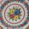 Ręcznie malowany talerz ceramiczny Handarbeit w kwiaty