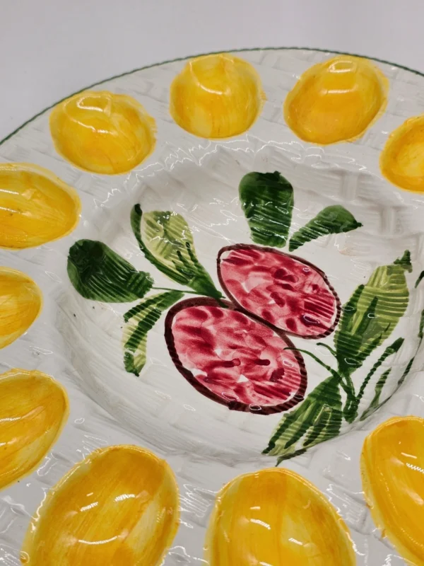 Ceramiczny talerz do serwowania jajek na miękko lub przystawek, ceramika użytkowa handmade.