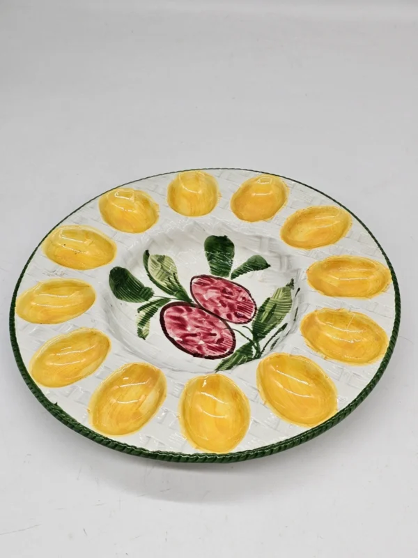 Ceramiczny talerz do serwowania jajek na miękko lub przystawek, ceramika użytkowa handmade.
