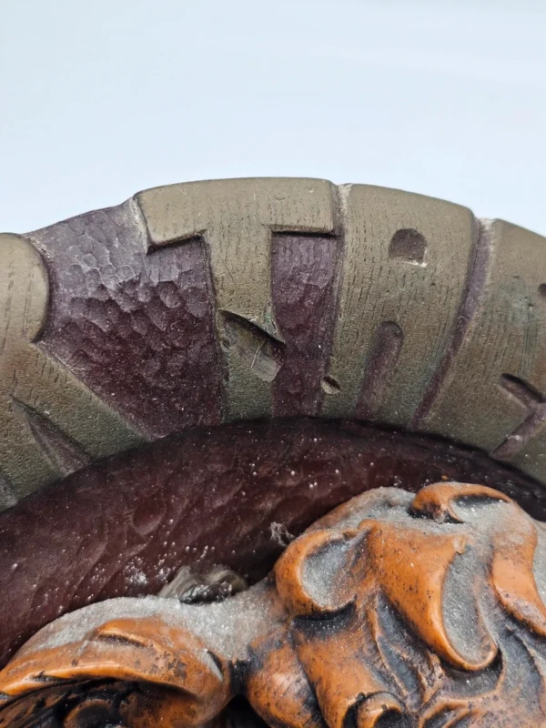 Anioł grający na mandolinie plakieta ścienna wosk artystyczny Bayerischer Wald handmade 29 cm