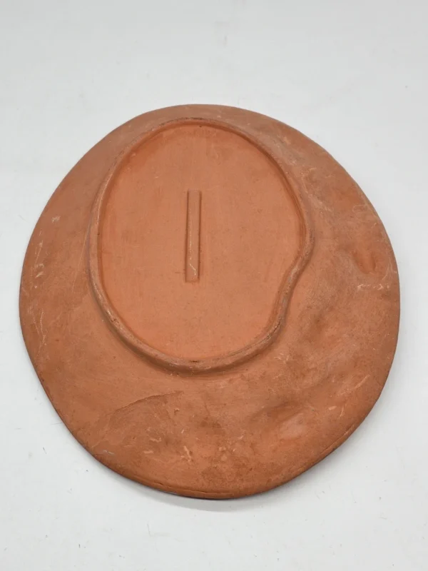 Ręcznie robiona ceramiczna patera z reliefem róż 35x25