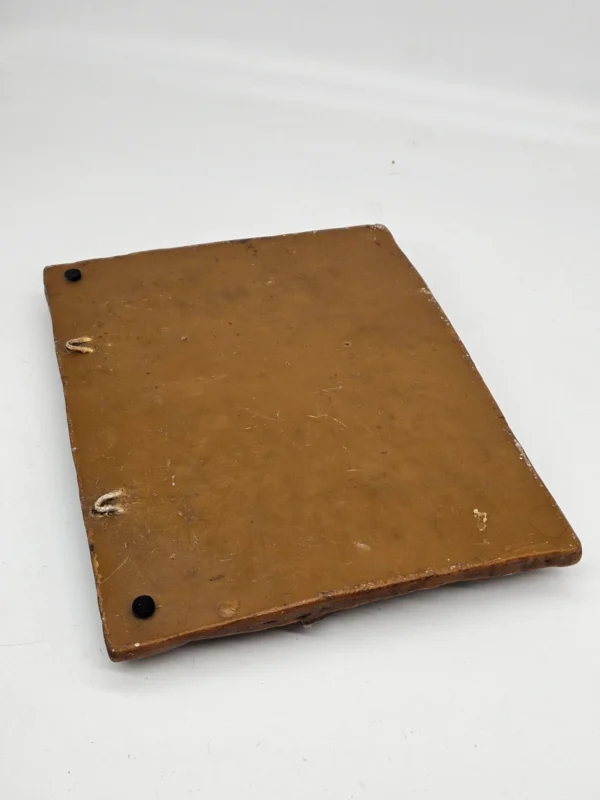 Ręcznie wykonana płaskorzeźba woskowa scena biesiadna 33x26 cm