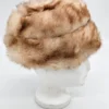 Czapka zimowa z naturalnego futra jasna beżowo miodowa średnica 24 cm syntetyk 100% z lasu