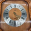 Zegar ścienny IKA Quartz drewniana obudowa vintage 27×31 cm