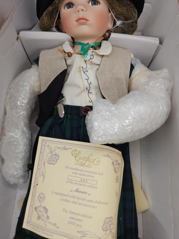 Kolekcjonerska lalka porcelanowa Marco 65 cm f-Collection Germany nowa certyfikat