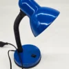 biurkowa lampka kierunkowa w intensywnym kobaltowo-niebieskim kolorze
