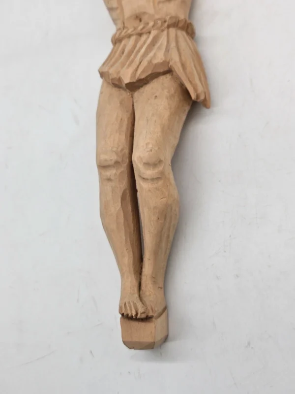 Rzeźba drewniana Jezus Chrystus postać do krzyża ludowa 35 × 30 cm