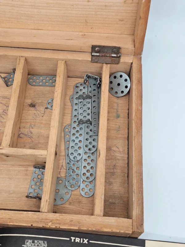Zestaw konstrukcyjny TRIX Elementrix vintage drewniane pudełko instrukcje