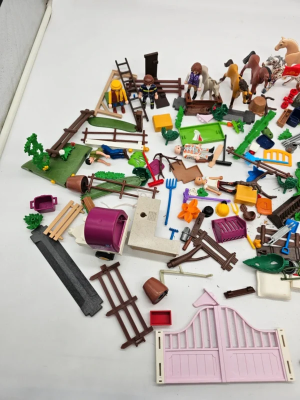 Duży zestaw Playmobil farma konie figurki ogrodzenie akcesoria mix