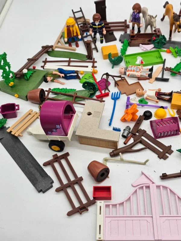 Duży zestaw Playmobil farma konie figurki ogrodzenie akcesoria mix