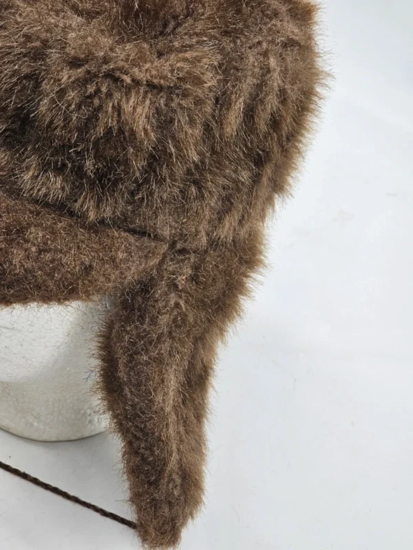 Czapka zimowa uszatka vintage brązowa na zimę o 21 cm