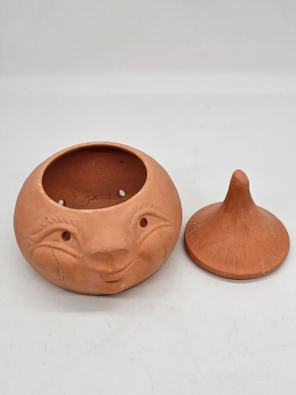 Ceramiczny pojemnik z twarzą PRL ludowy vintage z pokrywką