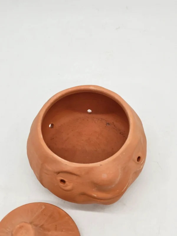 Ceramiczny pojemnik z twarzą PRL ludowy vintage z pokrywką