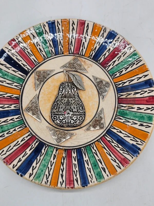 Dekoracyjny talerz ceramiczny do zawieszenia motyw gruszki Ø 23 cm