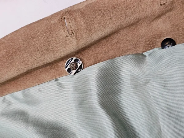 Beżowa marynarka skórzana z naturalnego zamszu – Smooth Collection – retro elegancja (rozmiar L+)