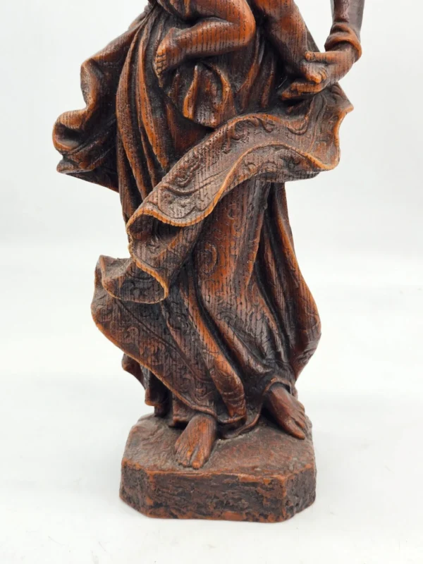 Figura Matka z Dzieckiem rzeźba dekoracyjna z wosku styl sakralny 49 cm