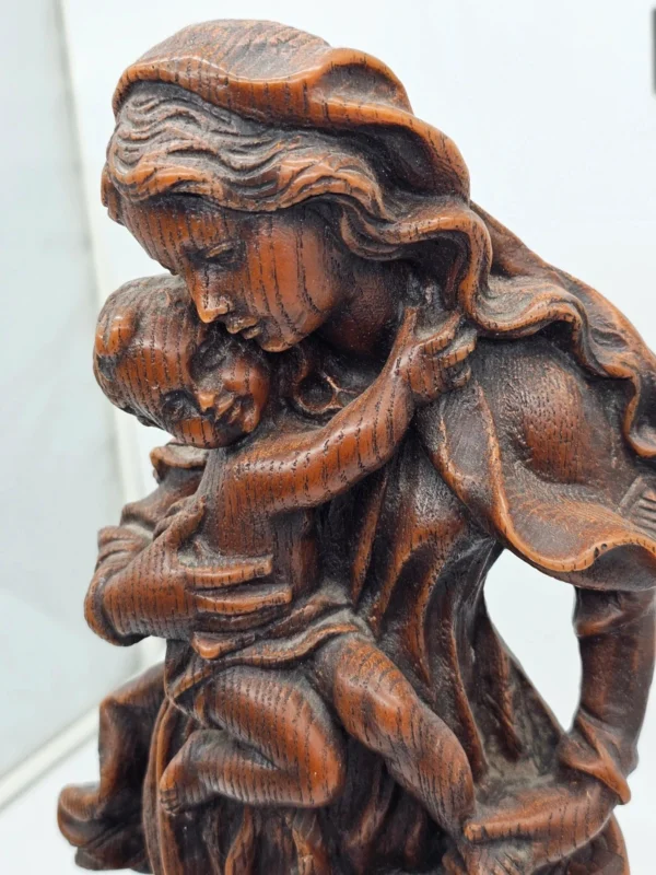 Figura Matka z Dzieckiem rzeźba dekoracyjna z wosku styl sakralny 49 cm