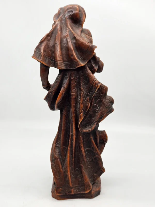 Figura Matka z Dzieckiem rzeźba dekoracyjna z wosku styl sakralny 49 cm
