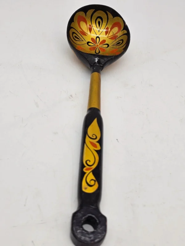 Rosyjska ręcznie malowana drewniana chochla folk 33 cm