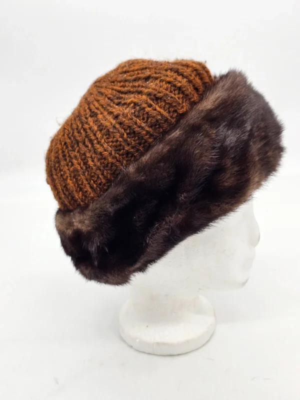 Czapka zimowa z futrzanym obszyciem Berkiner Modelle średnica 22 cm