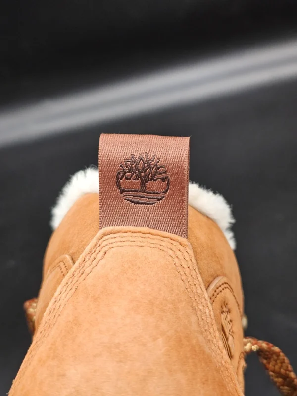 Buty zimowe damskie Timberland ocieplane wkładka 26,5 cm rozmiar 41,5