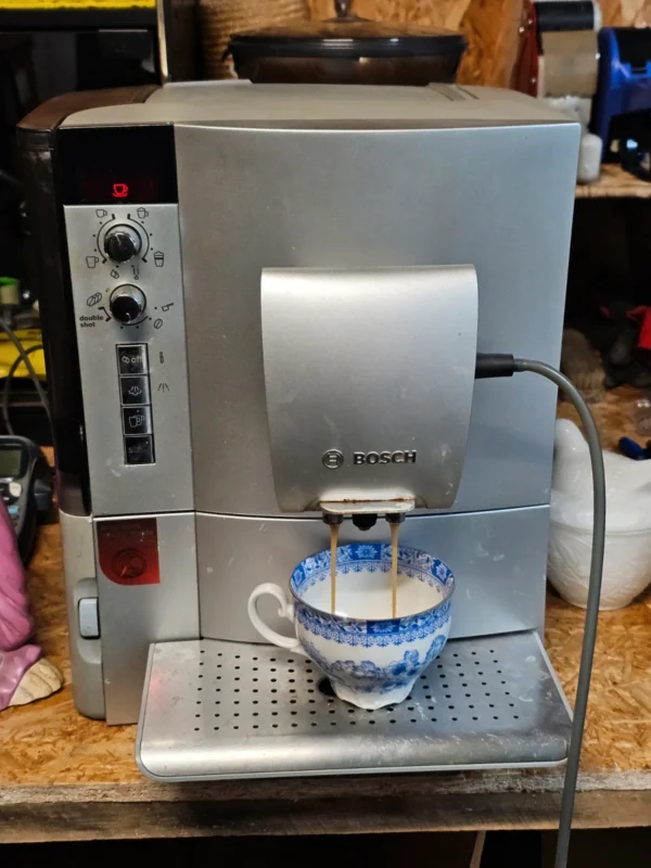 BOSCH Tassimo / Tassimo Professional Espresso Machine TES5155DE/03