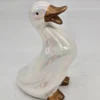 Opalizowana figurka gęsi ceramiczna 17 cm złote akcenty