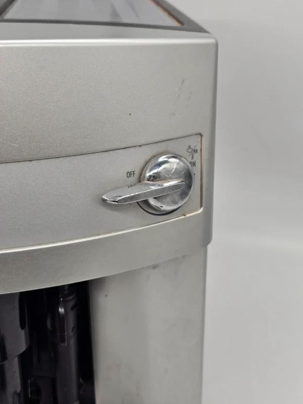 DeLonghi Magnifica ESAM3200 S automatyczny ekspres do kawy 15 bar