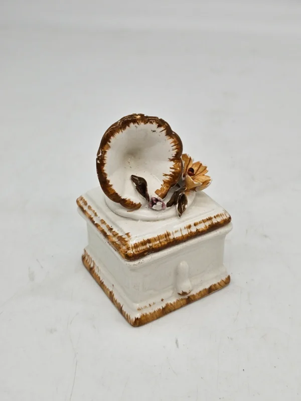 Ceramiczna szkatułka w kształcie gramofonu sygnowana Sallanka 13 cm