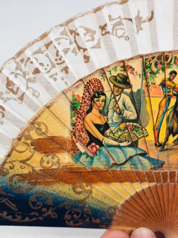 Wachlarz hiszpański pamiątkowy Corrida Flamenco 33 × 19 cm