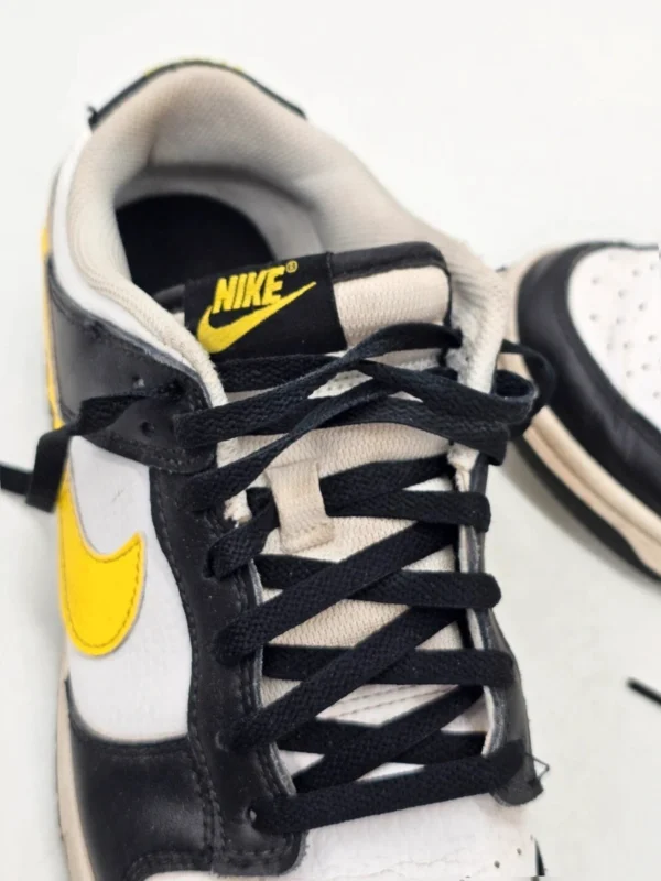 Nike Dunk Low Czarno białe zółty swoosh EUR 42 oryginalne