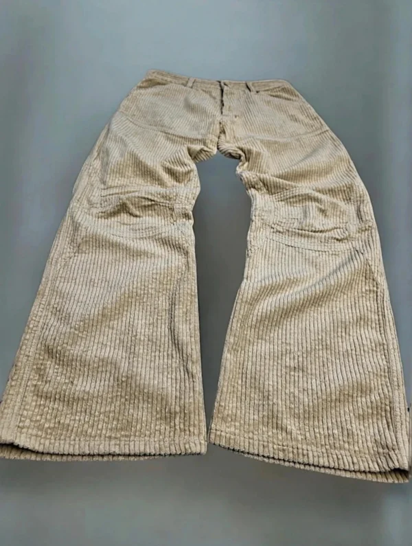 Kod:200 spodnie sztruksowe jetlag, Size 32/30, polar bear, 100%cotton