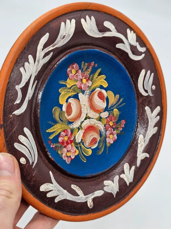 Talerz ścienny ręcznie malowany 19 cm folk kwiaty