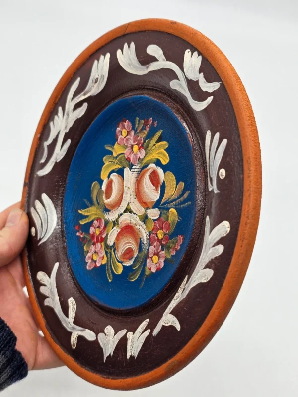 Talerz ścienny ręcznie malowany 19 cm folk kwiaty