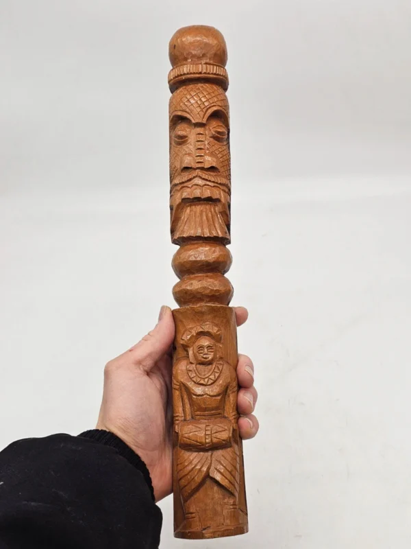 Haitański zestaw rytualny Totem i Grzechotka 40 cm Rękodzieło Drewno