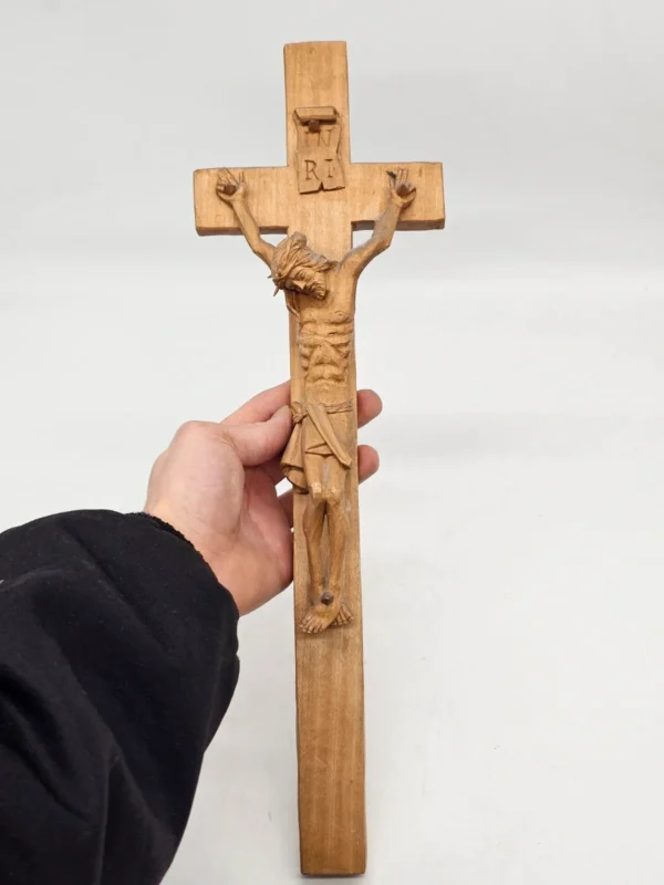 Precyzyjnie rzeźbiony krucyfiks 45x14 cm Detale Korona Cierniowa Lite Drewno