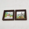 Dwa obrazki kafelki w drewnianych ramkach 2 szt 9x9 cm