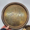 Okrągła taca dekoracyjna metalowa grawerowana ptaki 30 cm