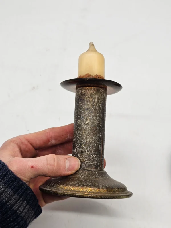Świecznik metalowy grawerowany vintage 13 cm