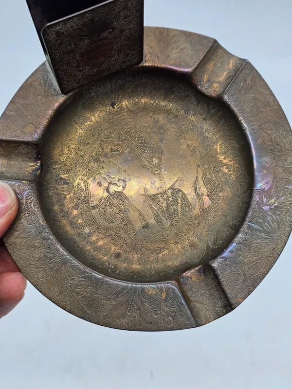 Ozdobna popielniczka z uchwytem na zapałki retro metal 14,5 cm