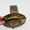 Ozdobna popielniczka z uchwytem na zapałki retro metal 14,5 cm