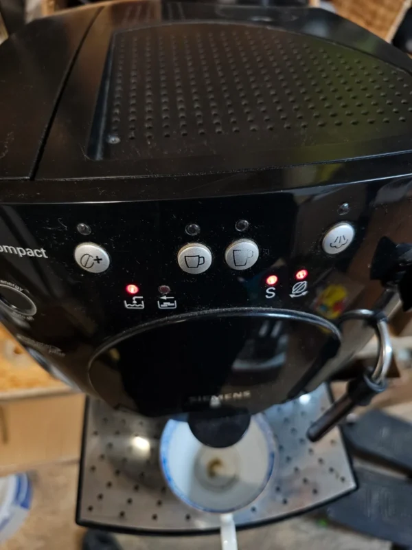 Siemens Surpresso Compact TK53009/01 ekspres automatyczny uszkodzony