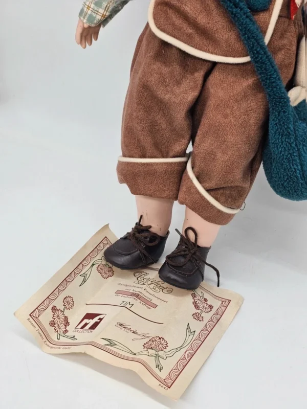 Porcelanowa lalka kolekcjonerska TIM Rf Collection z certyfikatem