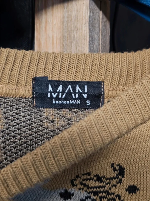 Sweter BoohooMAN paisley desert camo – Męski, Rozmiar S
