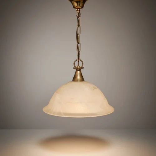 Lampa wisząca Murano Italia szkło alabastrowe mosiądz 52 cm