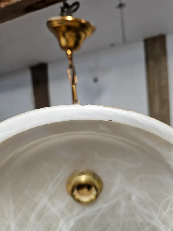 Lampa wisząca Murano Italia szkło alabastrowe mosiądz 52 cm