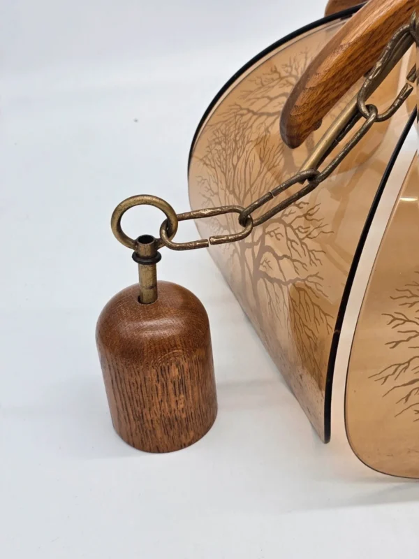 Vintage lampa wisząca z bursztynowym szkłem i drewnianymi Detalami – 77 cm wysokości