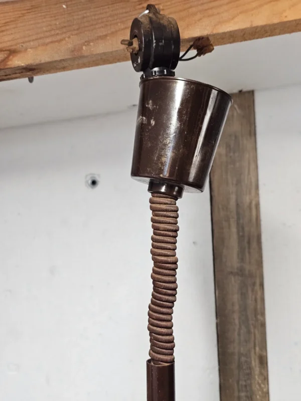 Lampa wisząca vintage Habeco Germany regulowana mleczne szkło drewno 67 cm